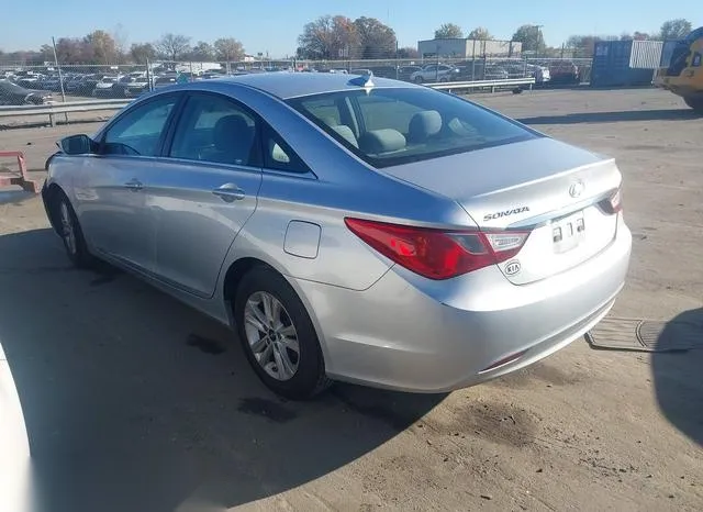 5NPEB4AC2DH695042 2013 2013 Hyundai Sonata- Gls 3