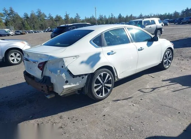 1N4AL3AP1HC269441 2017 2017 Nissan Altima- 2-5 SR 4