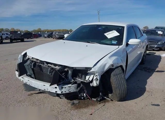 2C3CCAAG5JH137345 2018 2018 Chrysler 300- Touring 2