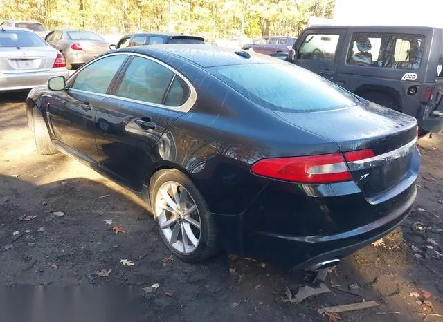 SAJWA0GB5BLR82061 2011 2011 Jaguar XF- Premium 3