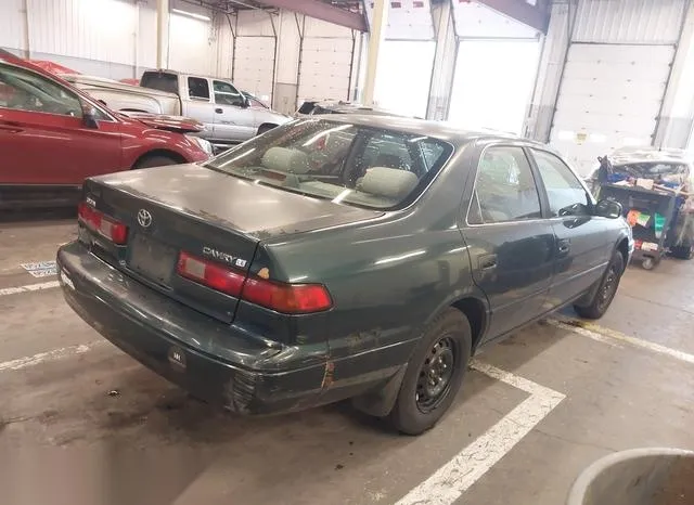 JT2BG22K1W0262223 1998 1998 Toyota Camry- LE 4