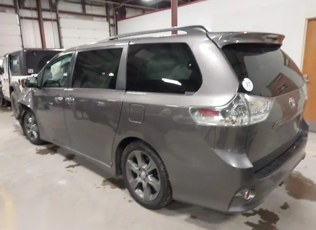 5TDXK3DC2FS682335 2015 2015 Toyota Sienna- Se 8 Passenger 3