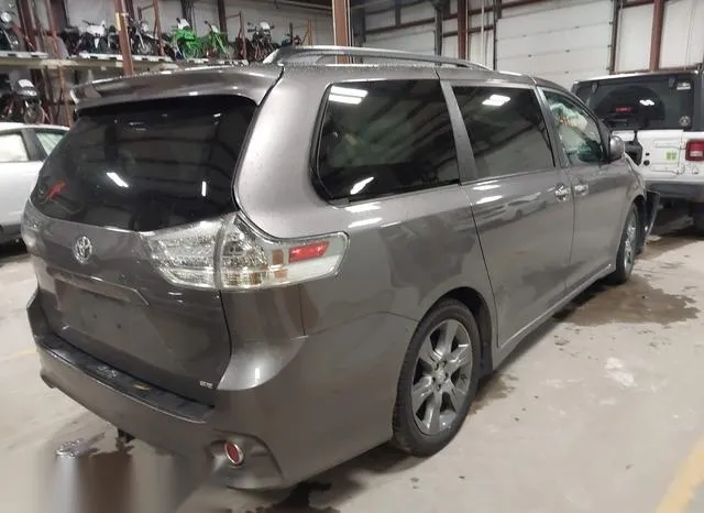 5TDXK3DC2FS682335 2015 2015 Toyota Sienna- Se 8 Passenger 4