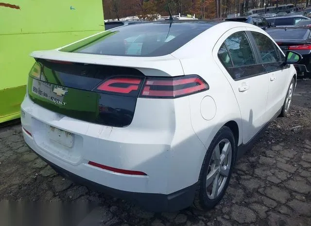 1G1RA6E47CU116823 2012 2012 Chevrolet Volt 4