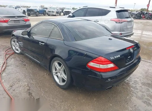 WDBSK71F28F138998 2008 2008 Mercedes-Benz SL 550 3