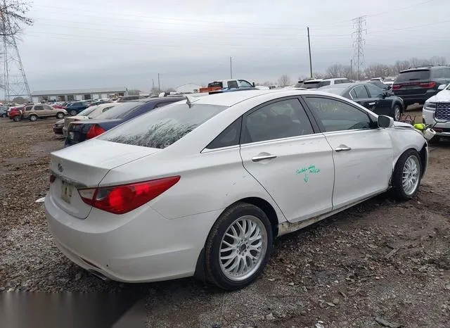 5NPEC4AC2BH116254 2011 2011 Hyundai Sonata- SE 4