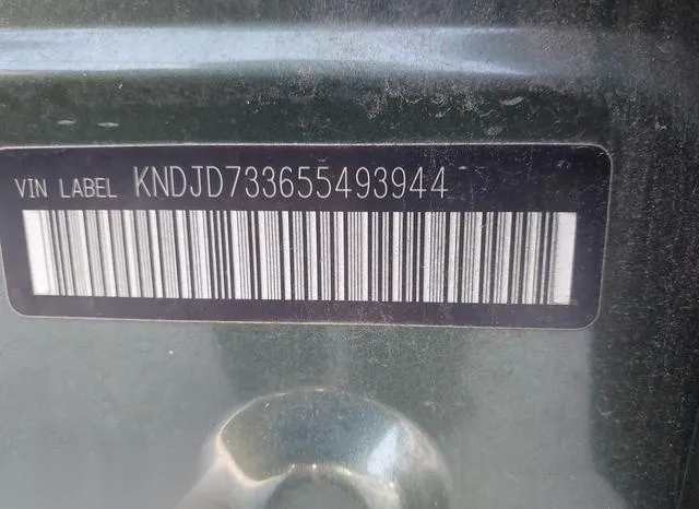 KNDJD733655493944 2005 2005 KIA Sorento- Ex/Lx 9