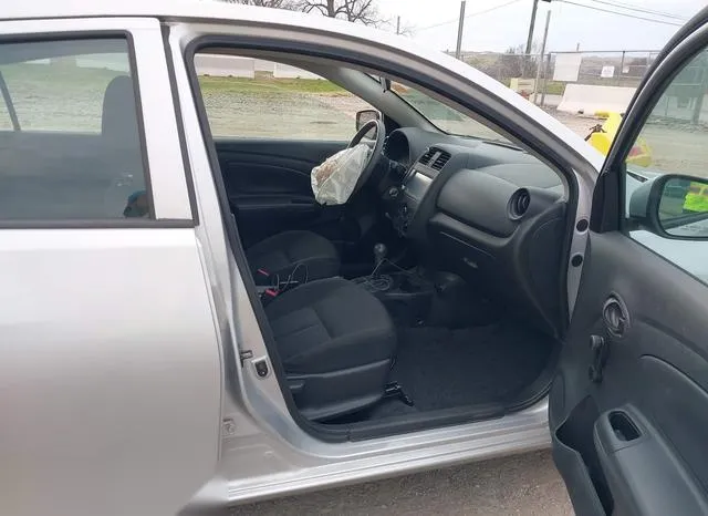 3N1CN7AP7JL888076 2018 2018 Nissan Versa- 1-6 S- 5