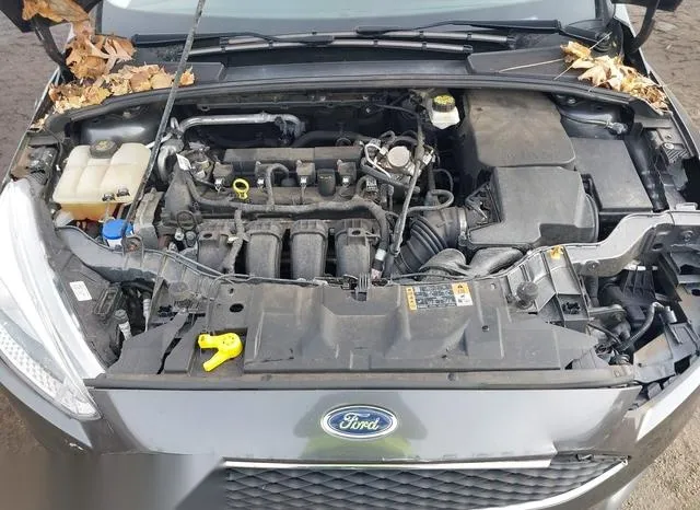 1FADP3K20JL283938 2018 2018 Ford Focus- SE 10