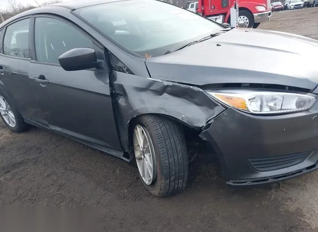 1FADP3K20JL283938 2018 2018 Ford Focus- SE 6