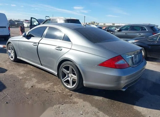 WDDDJ7CB8AA164683 2010 2010 Mercedes-Benz CLS 550 3