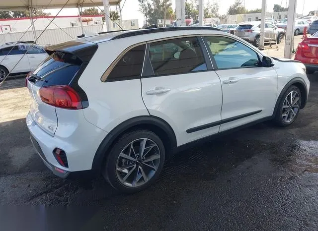 KNDCC3LC0N5495208 2022 2022 KIA Niro- Touring Se 4