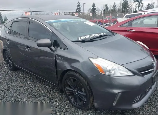 JTDZN3EU2E3332632 2014 2014 Toyota Prius- V Three 6