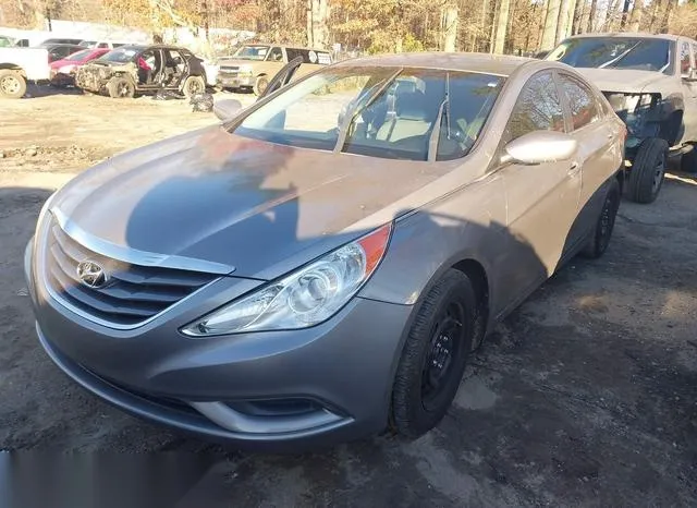 5NPEB4AC2CH418423 2012 2012 Hyundai Sonata- Gls 2