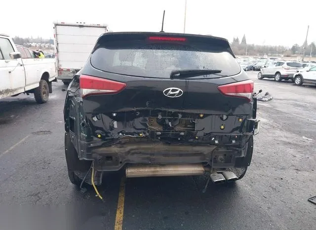 KM8J33A26HU559632 2017 2017 Hyundai Tucson- Value 6