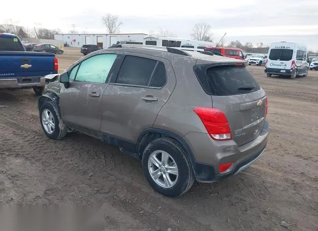 KL7CJPSMXNB525322 2022 2022 Chevrolet Trax- Awd Lt 3