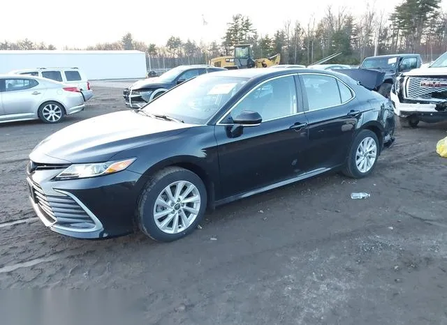 4T1C11BK7NU072078 2022 2022 Toyota Camry- Le Awd 2