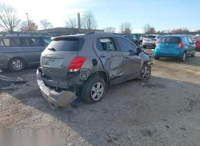 KL7CJLSM6MB362384 2021 2021 Chevrolet Trax- Fwd Lt 4