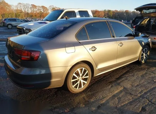 3VWDB7AJ8JM244390 2018 2018 Volkswagen Jetta- 1-4T Se/1-4T 4