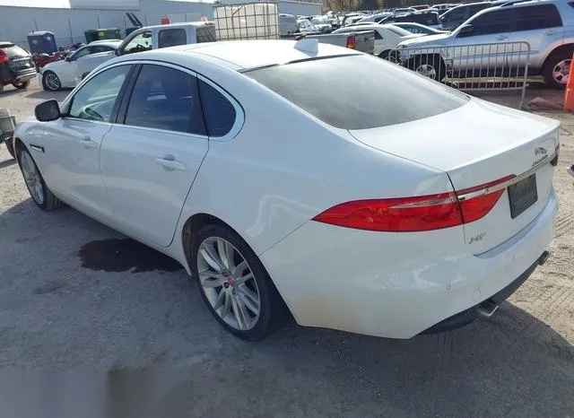 SAJBE4BVXHCY47744 2017 2017 Jaguar XF- 35T Prestige 3