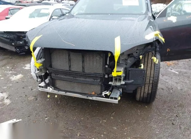 YV4A22PL0N1804694 2022 2022 Volvo XC90- T6 Inscription 7 Pa 6