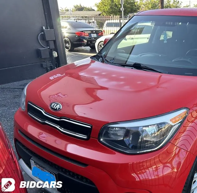 KNDJP3A59J7596410 2018 2018 KIA Soul- - 2