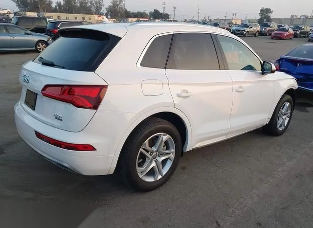 WA1BNAFY8J2207054 2018 2018 Audi Q5- 2-0T Premium 4