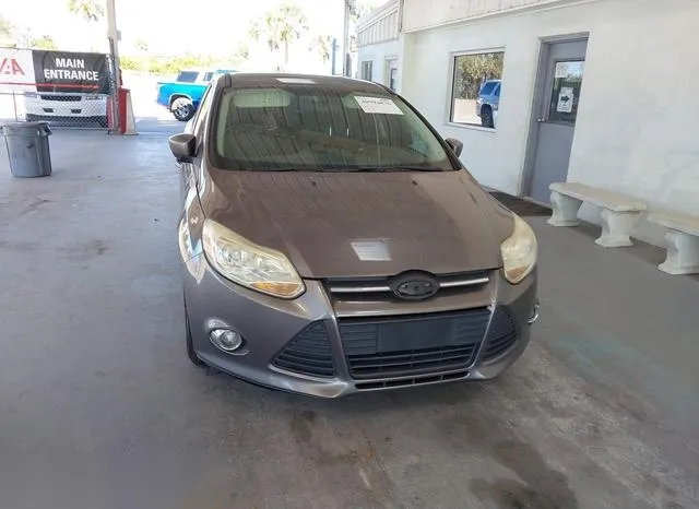 1FAHP3K26CL162884 2012 2012 Ford Focus- SE 6