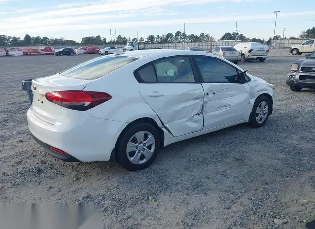 3KPFK4A70JE180550 2018 2018 KIA Forte- LX 4