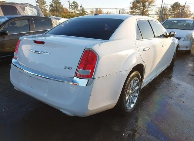 2C3CA5CG2BH533664 2011 2011 Chrysler 300- Limited 4