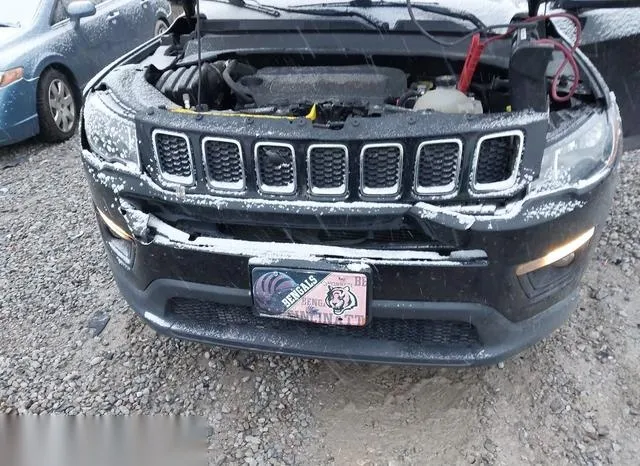 3C4NJCBB0LT105406 2020 2020 Jeep Compass- Latitude Fwd 6