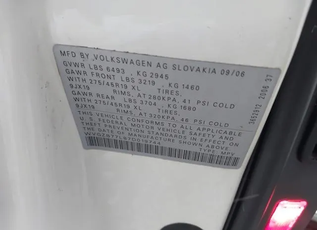 WVGZB77L87D019744 2007 2007 Volkswagen Touareg- V8 9