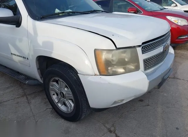 3GNEC12077G295577 2007 2007 Chevrolet Avalanche 1500- LT 6