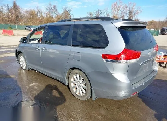 5TDYK3DC6BS073926 2011 2011 Toyota Sienna- Xle/Limited 3