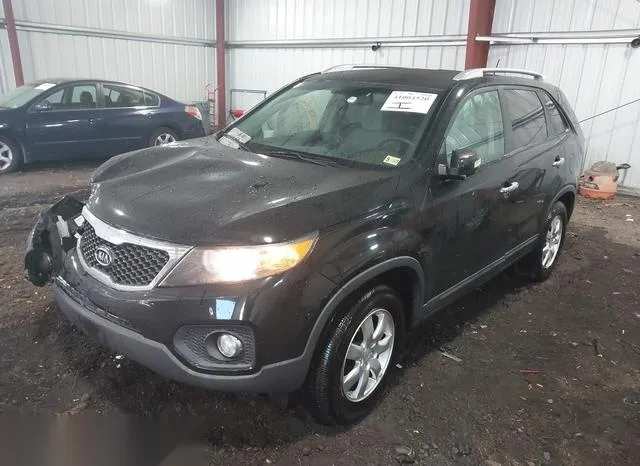 5XYKT3A11BG119004 2011 2011 KIA Sorento- LX 2