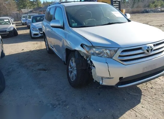 5TDBK3EH1CS119292 2012 2012 Toyota Highlander- SE 6