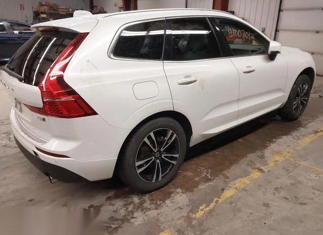 YV4102RK3M1864137 2021 2021 Volvo XC60- T5 Momentum 4