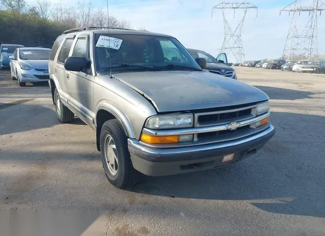 1GNDT13W6Y2104143 2000 2000 Chevrolet Blazer- LT 6