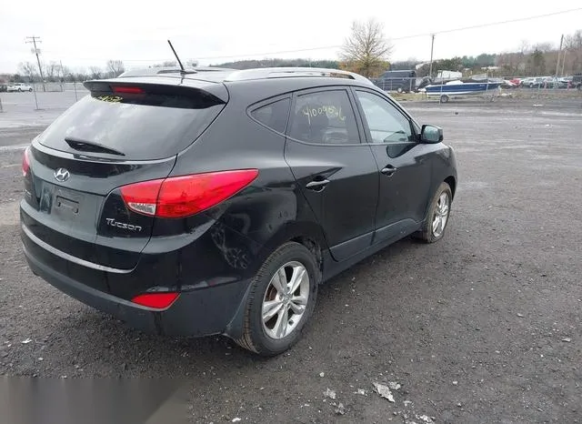 KM8JU3AC7BU126060 2011 2011 Hyundai Tucson- Gls 4