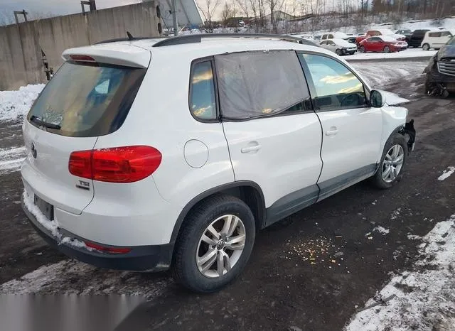 WVGBV7AX7GW571440 2016 2016 Volkswagen Tiguan- S 4