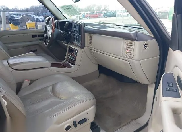 1GYEK63N85R125173 2005 2005 Cadillac Escalade- Standard 5