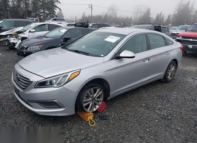 5NPE24AF0HH574770 2017 2017 Hyundai Sonata 2