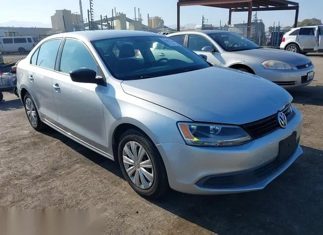 3VW2K7AJ3CM377293