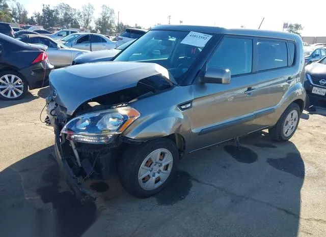 KNDJT2A55D7588931 2013 2013 KIA Soul 2