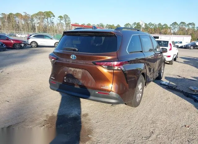 5TDBRKEC6MS007261 2021 2021 Toyota Sienna- LE 4