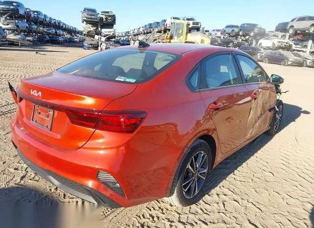 3KPF24AD5NE420865 2022 2022 KIA Forte- Lxs 4