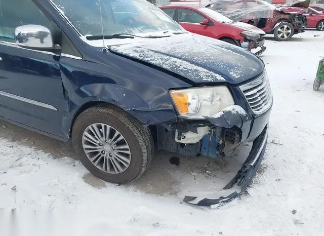 2C4RC1CG2ER277257 2014 2014 Chrysler Town and Country- Tour 6