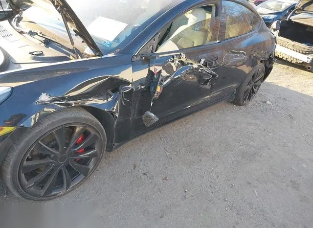 5YJ3E1EB7JF074064 2018 2018 Tesla Model 3- Long Range/Perfo 6