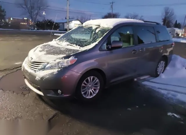 5TDYK3DC2BS106193 2011 2011 Toyota Sienna- Xle V6 2