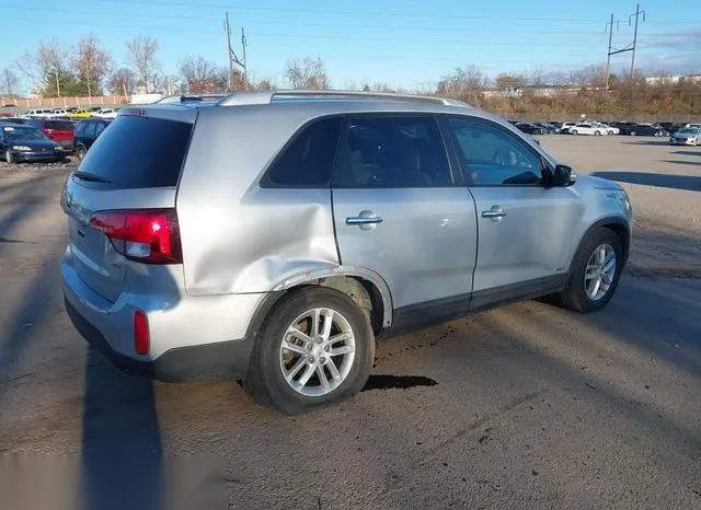 5XYKTCA68FG560937 2015 2015 KIA Sorento- LX 4